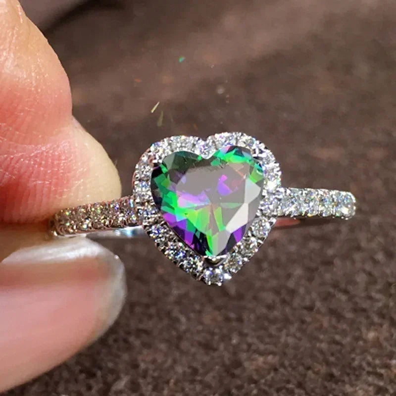 2025 New European and American Peach Heart Ring Women's Personalized Love Shaped Zircon Inlaid Diamond Fashion Jewelry Wholesale