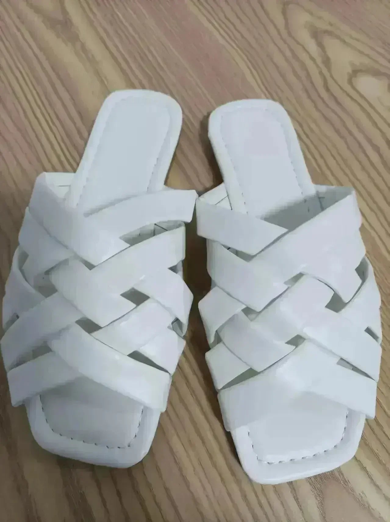 Casual Outdoor Women Slippers Leather Flat Beach Slides Summer