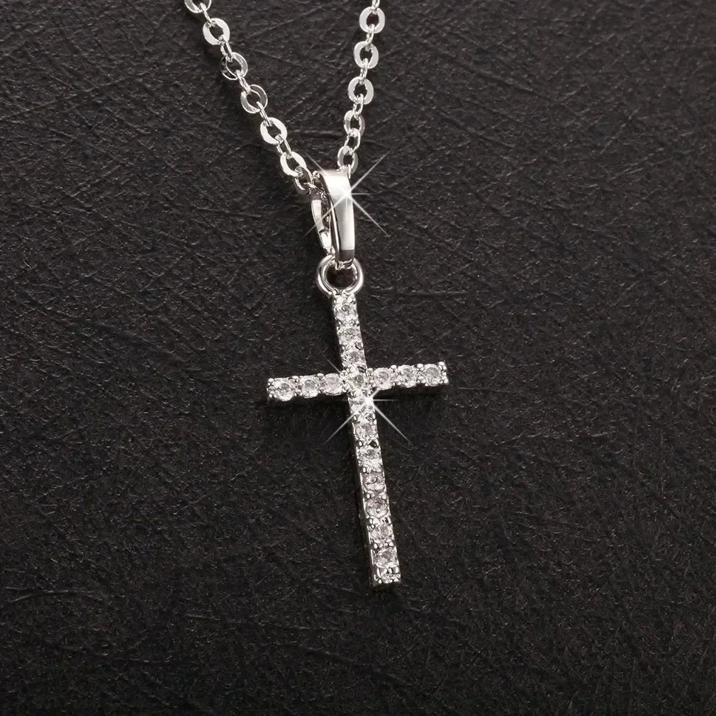 Luxury Zircon Cross Pendants Necklace Fashion Light Golden Silver Color for Men Women Jewelry Chain Accessory