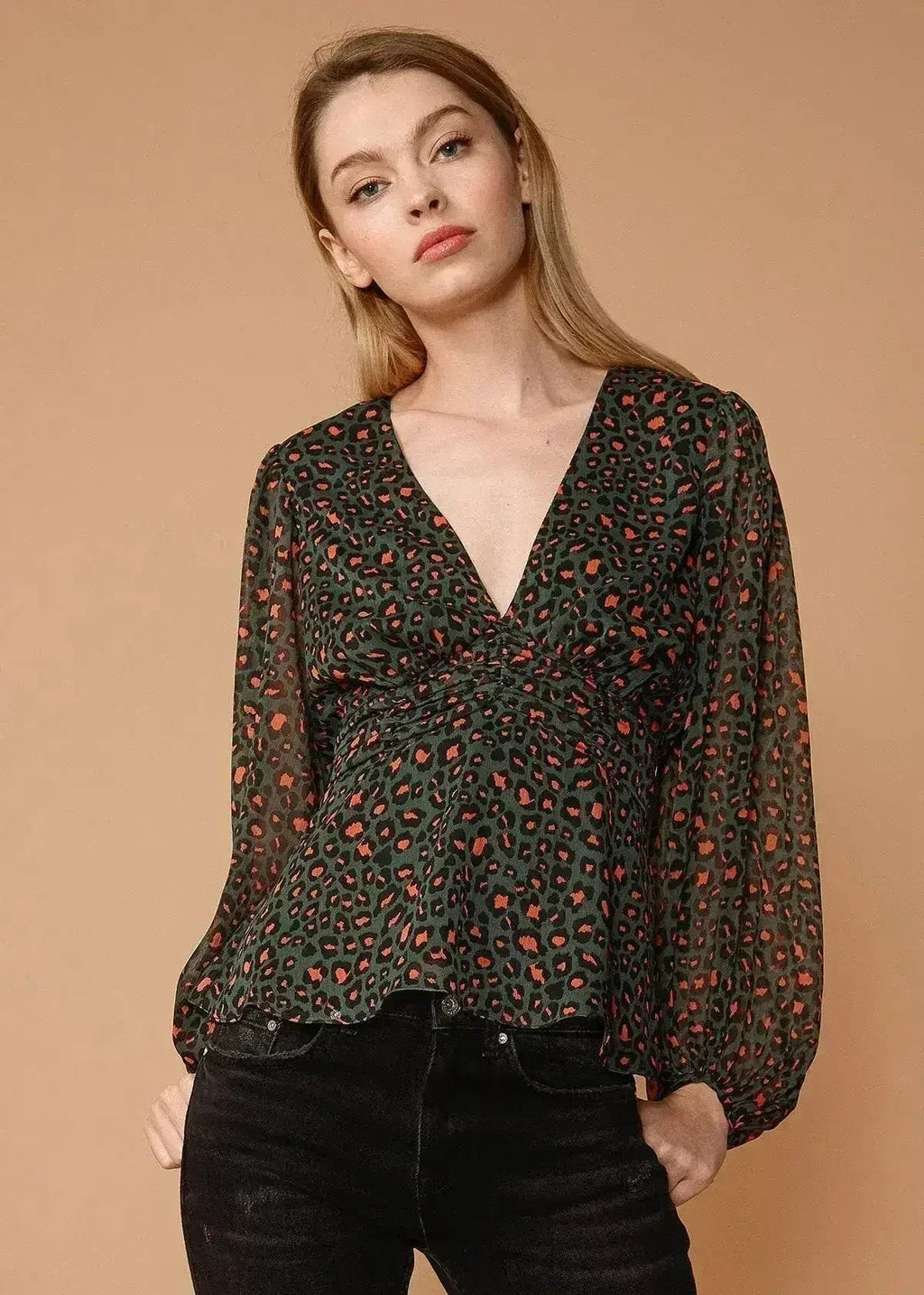 V-neck Puff Sleeve Blouse in Leopard Hunt | Femstylo