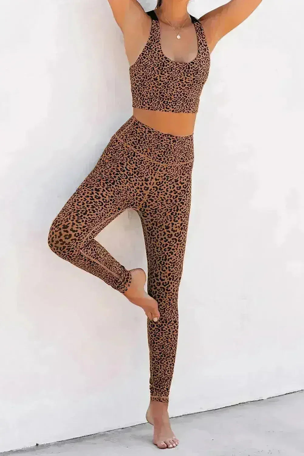Women Brown Cheetah Print Sport Bra Pants Set