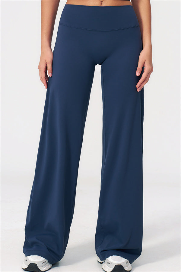 The Dynamic T-shirt Straight Leg Pants 2-Piece Set