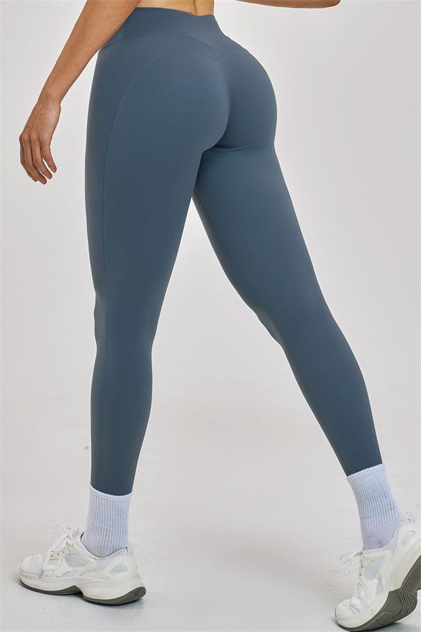 The Zenith Crop Top Leggings 2-Piece Set
