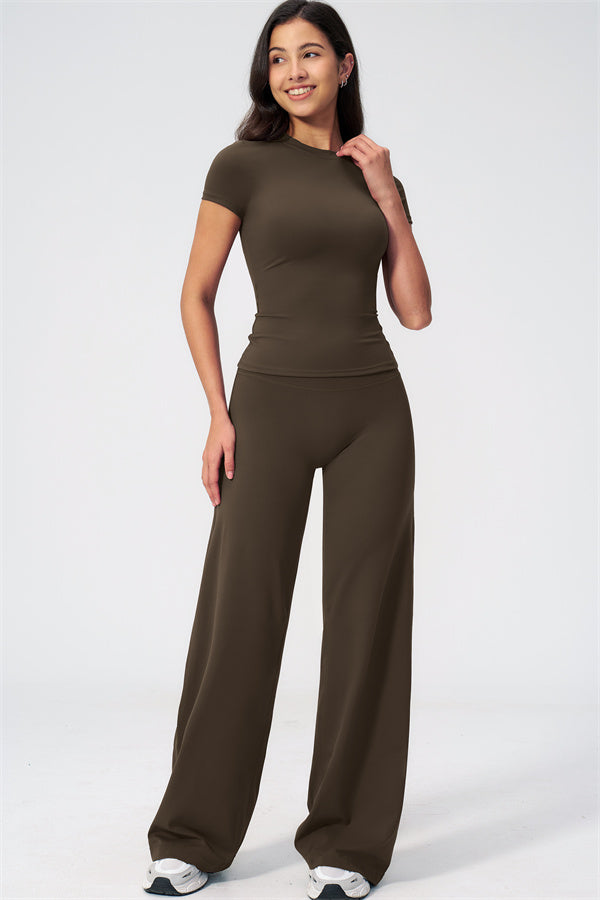 The Dynamic T-shirt Straight Leg Pants 2-Piece Set