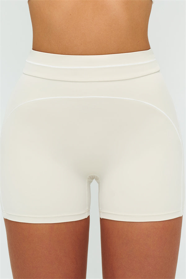 The Amara Sports Bra Shorts 2-Piece Set