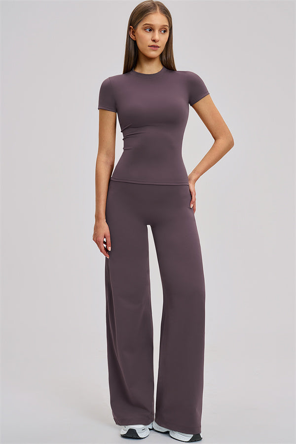 The Dynamic T-shirt Straight Leg Pants 2-Piece Set