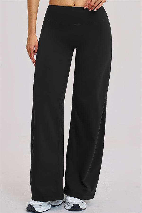The Dynamic T-shirt Straight Leg Pants 2-Piece Set