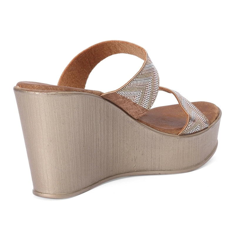 Zelda - Nude Brown Wedges