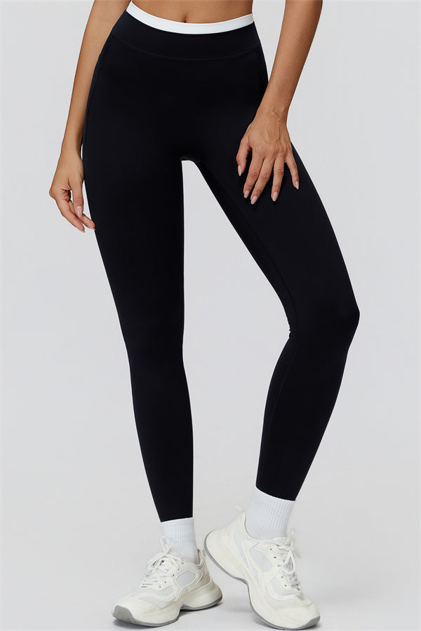 The Canyon Crop Tank Leggings 2-Piece Set
