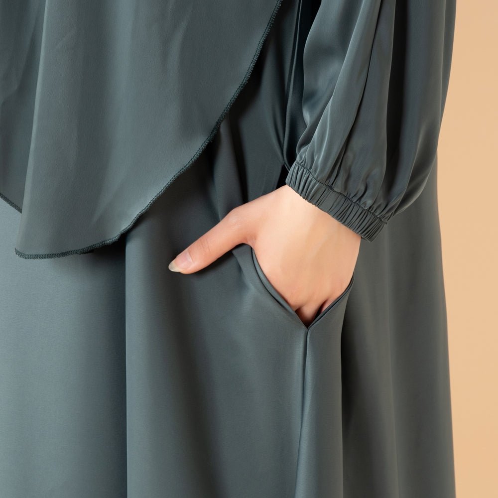 Abaya With Niqab and Khimar | Satin Niqab Khimar and Abaya (MK024)