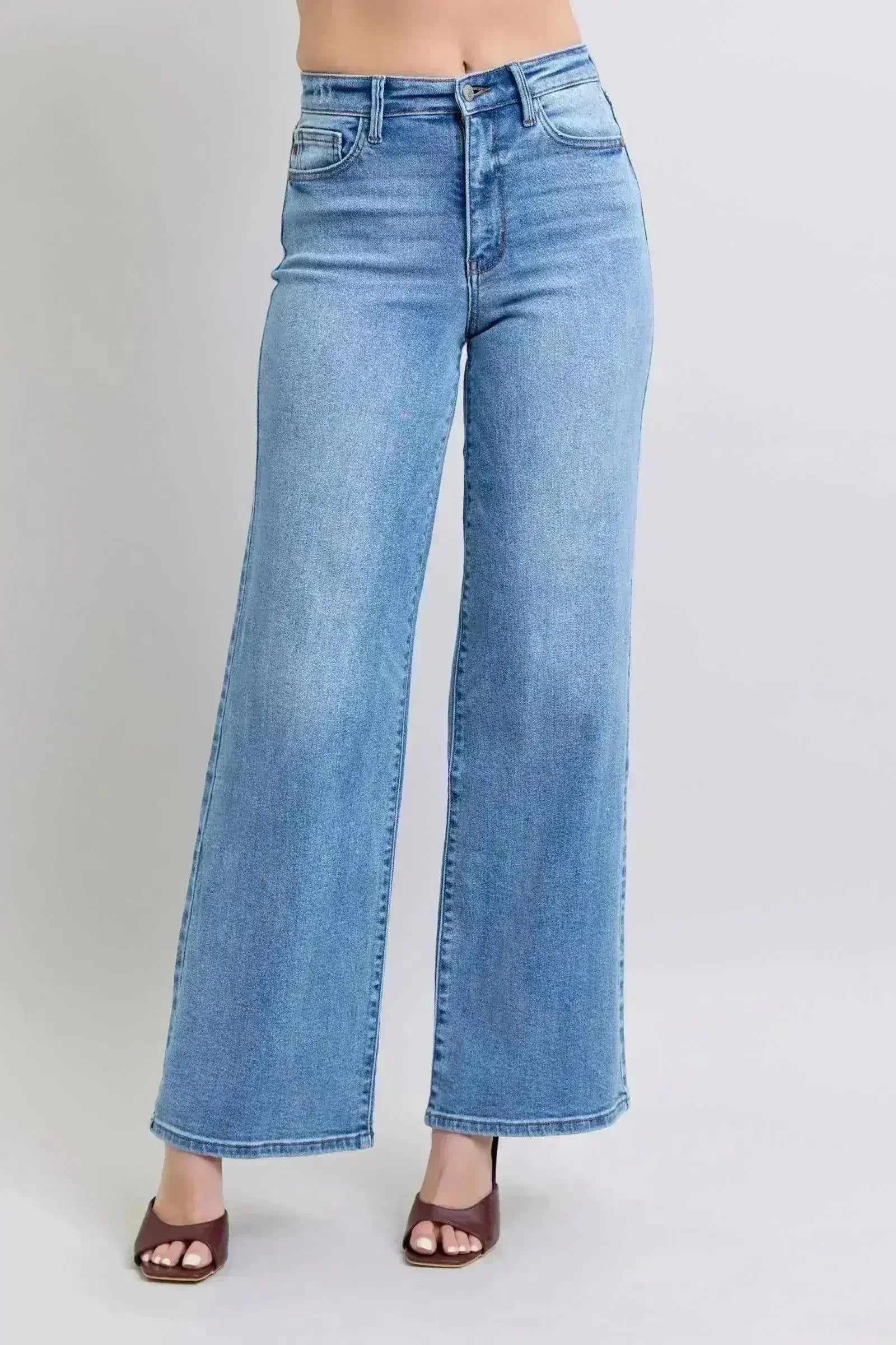 Judy Blue Wide Leg Jeans – High Waist w/ Pockets | 93% Cotton Blend
