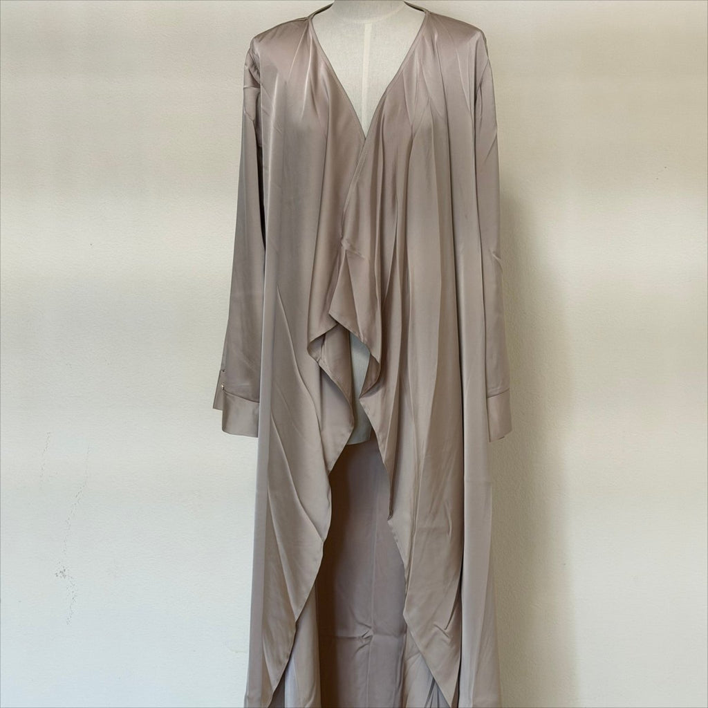 Archive Piece Satin Open Abaya & Hijab 2-Piece Set - MP010 (Size M Only)