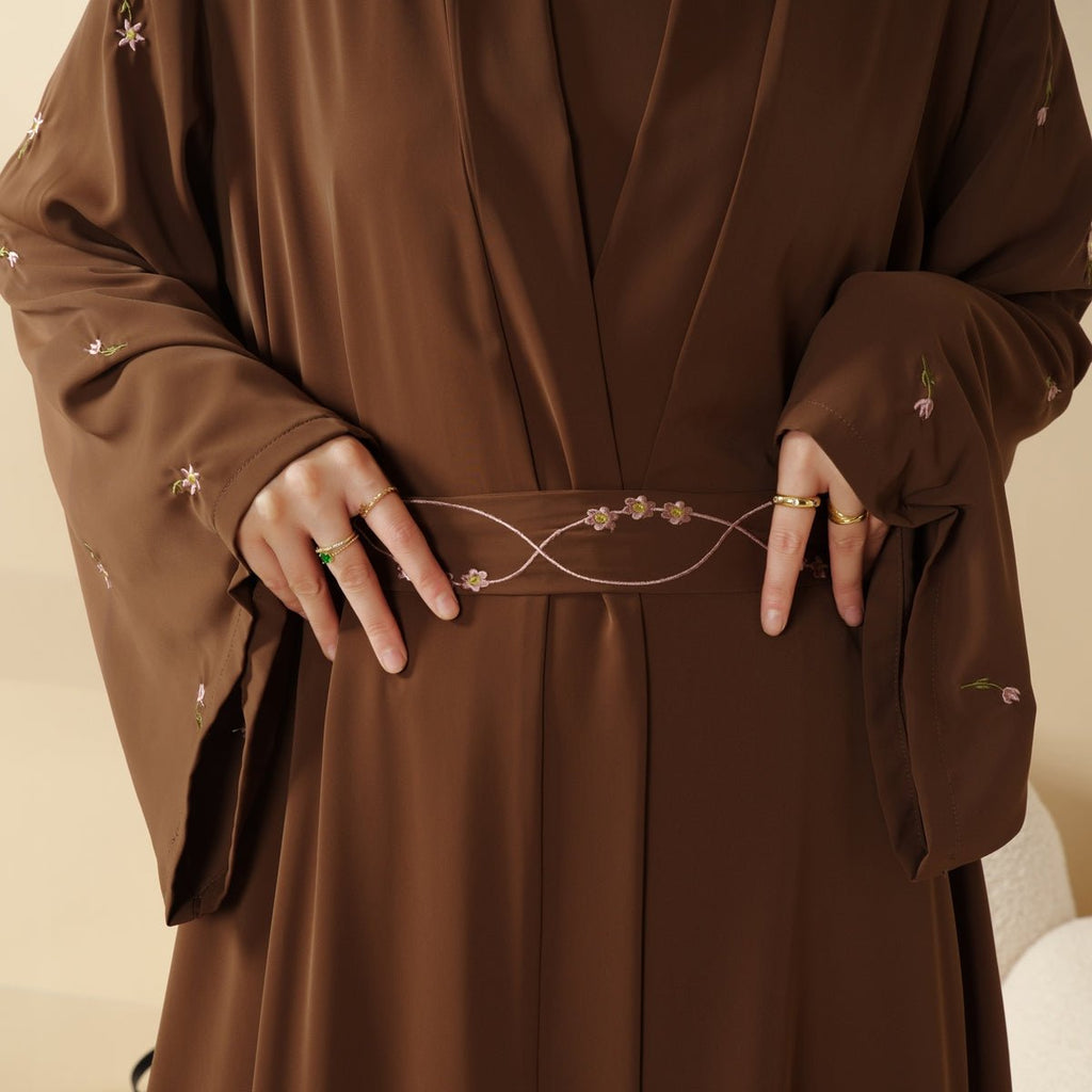 Archive Piece Tulip Embroidery Open Abaya 4-Piece Set - MP005 (Size M/S Only)