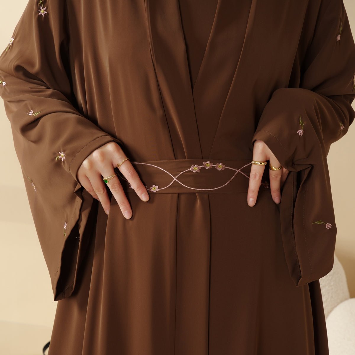 Archive Piece Tulip Embroidery Open Abaya 4-Piece Set - MP005 (Size M/S Only)