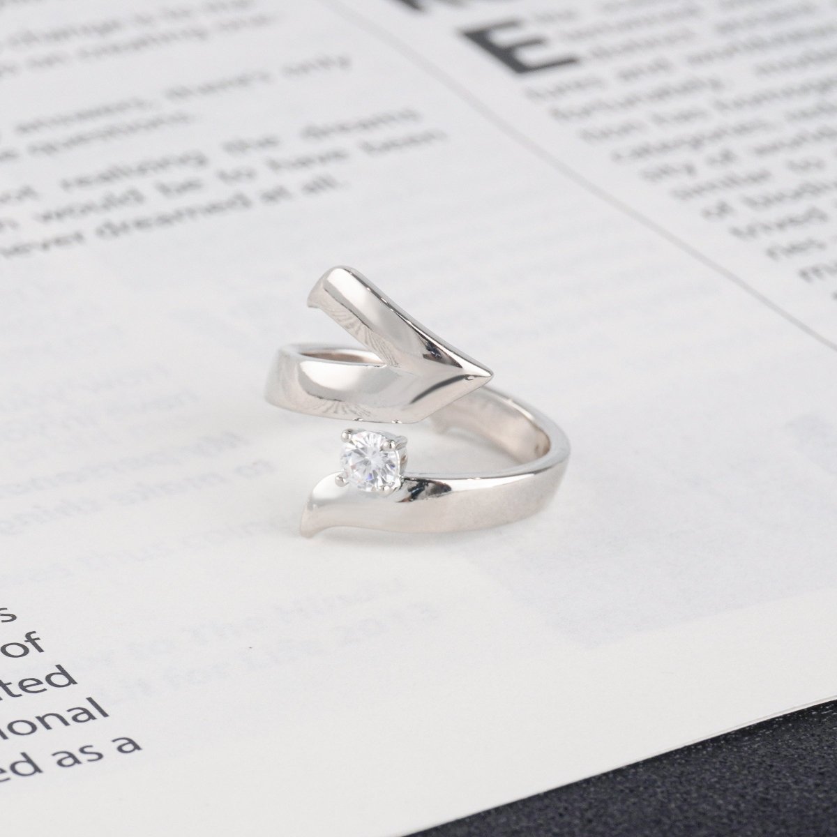 Artisan Asymmetric Diamond Ring Edgy Glamour for Standout Moments (MAC282)