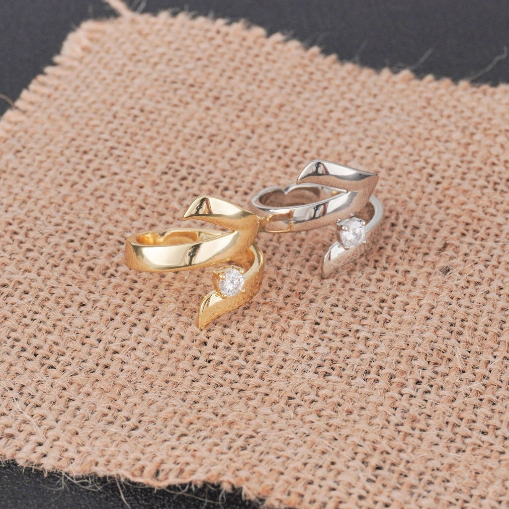 Artisan Asymmetric Diamond Ring Edgy Glamour for Standout Moments (MAC282)