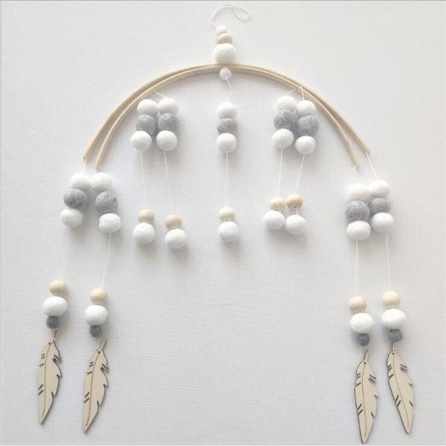 Baby Nordic Wooden Beads Wind Chimes with Wool Balls Nursery Mobile Crib Bed Bell Baby Bedroom Ceiling Wooden Beads Wind Chime Hanging Newborn Baby Bed Hanging Wind-bell Crib Tent Kids Room Decorations Ornaments