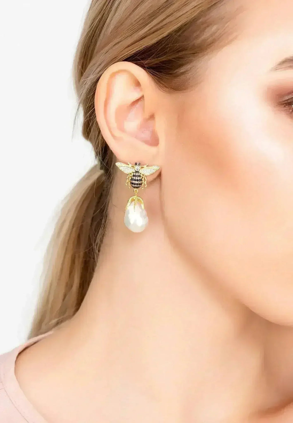 Baroque Pearl Bee Earrings | Gold Drop Nature-inspired Jewelry - Femstylo