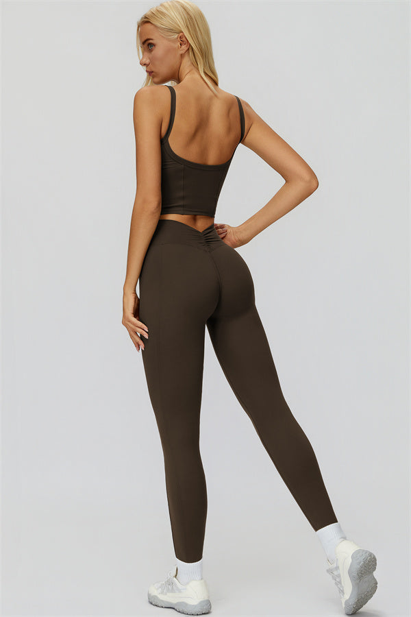 The Fyra Crop Tank Leggings 2-Piece Set