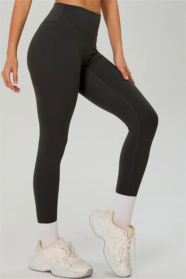The Solid Sports Bra Leggings 2-Piece Set