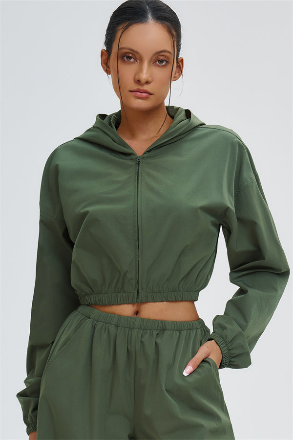 The Svelte UV protection Crop Hoodie Sweatpants 2-Piece Set