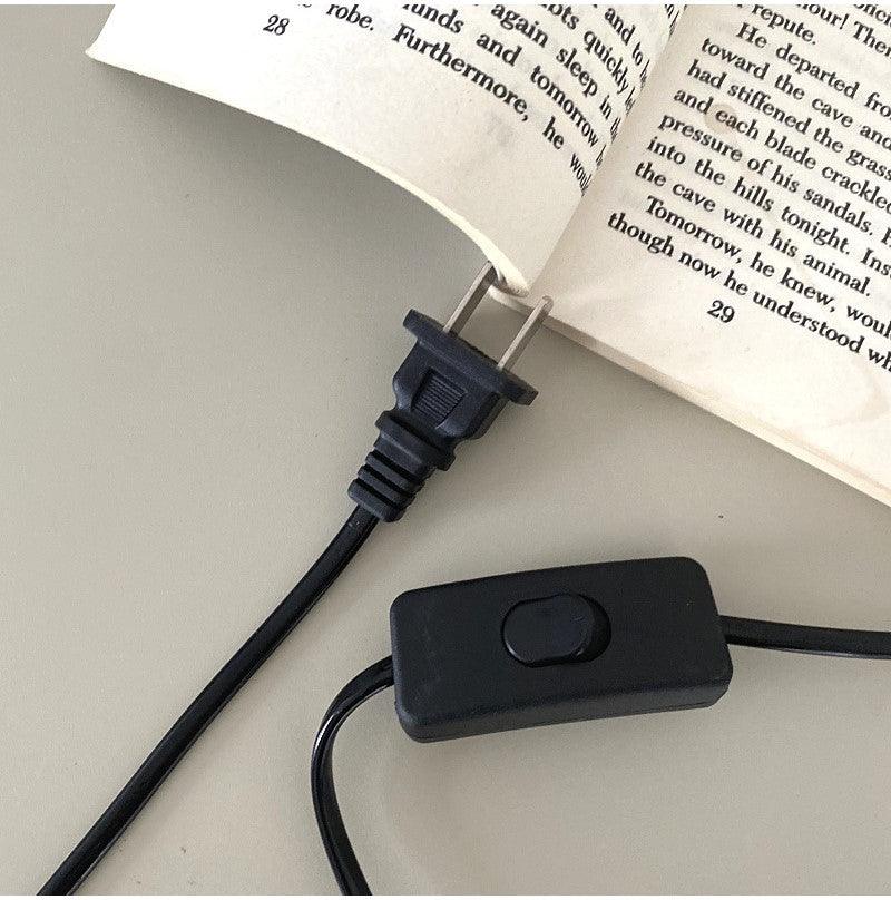 Bedroom Bedside Lamp Golden Modern Simple Model Room Décor Table Lamps College Dorm Study LED Desk Lamp E27 Table Light Fixtures Cute Study Lamps for Bedroom Décor