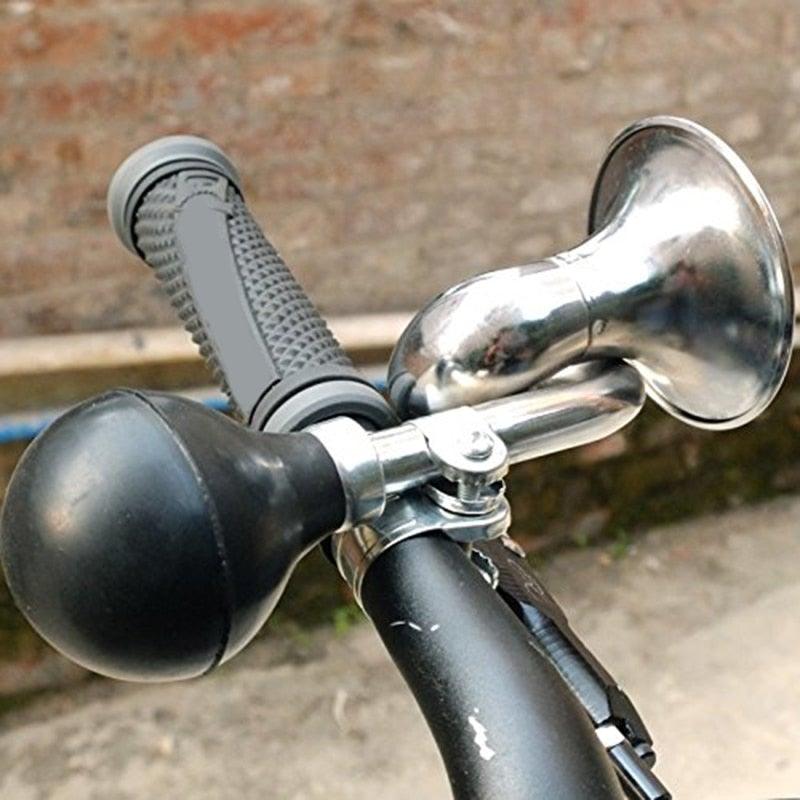 Bicycle Horn Bike Cycling Air Horn Handlebar Alarm Bicycle Bell Bugle Bike Accessories Bugle Horn Retro Horn Bike Horn Classic Vintage Metal Twist Loudspeaker Hooter