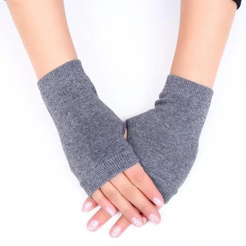 Black Elastic Fingerless Gloves Winter Warm One Size Lightweight Gloves For Women Retro Simple Color Soft Gloves For Men And Women