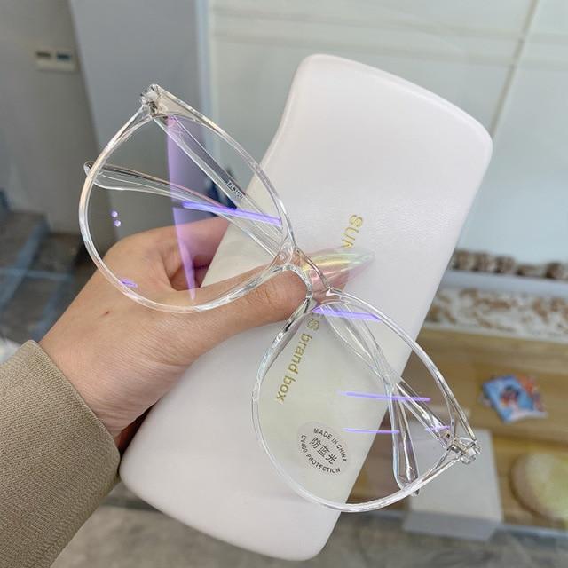 Black Fashion Anti Blue Light Transparent Computer Glasses Lightweight Frames  For Women Men Round Eyewear Round Women Optical Eyewear Frames Vintage Cat Eye