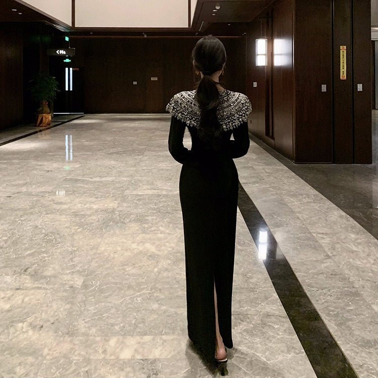 Black Fitted Column Gown(MS423)