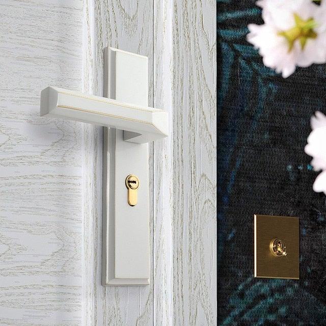 Black Interior Door Handle Door Lock for Bedroom White Plate Interior Door Lock For Bathroom Door Lever Bed And Bath Privacy Lock Contemporary Slim Square Design For Home Bedroom Bathroom  In Iron Black