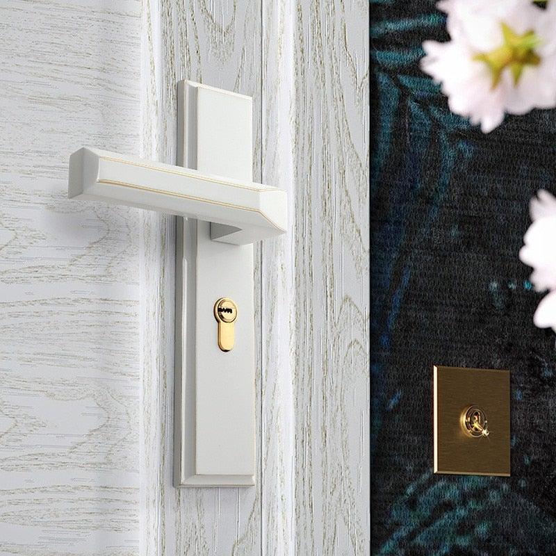 Black Interior Door Handle Door Lock for Bedroom White Plate Interior Door Lock For Bathroom Door Lever Bed And Bath Privacy Lock Contemporary Slim Square Design For Home Bedroom Bathroom  In Iron Black
