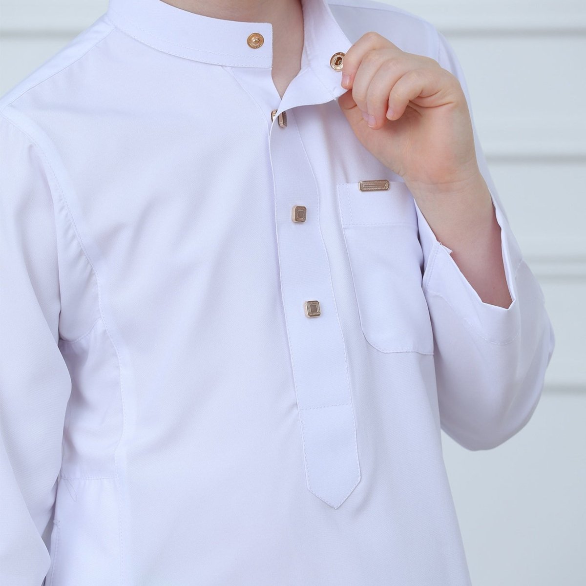 Boys' Classic White Thobe with Stand Collar(MKB027)