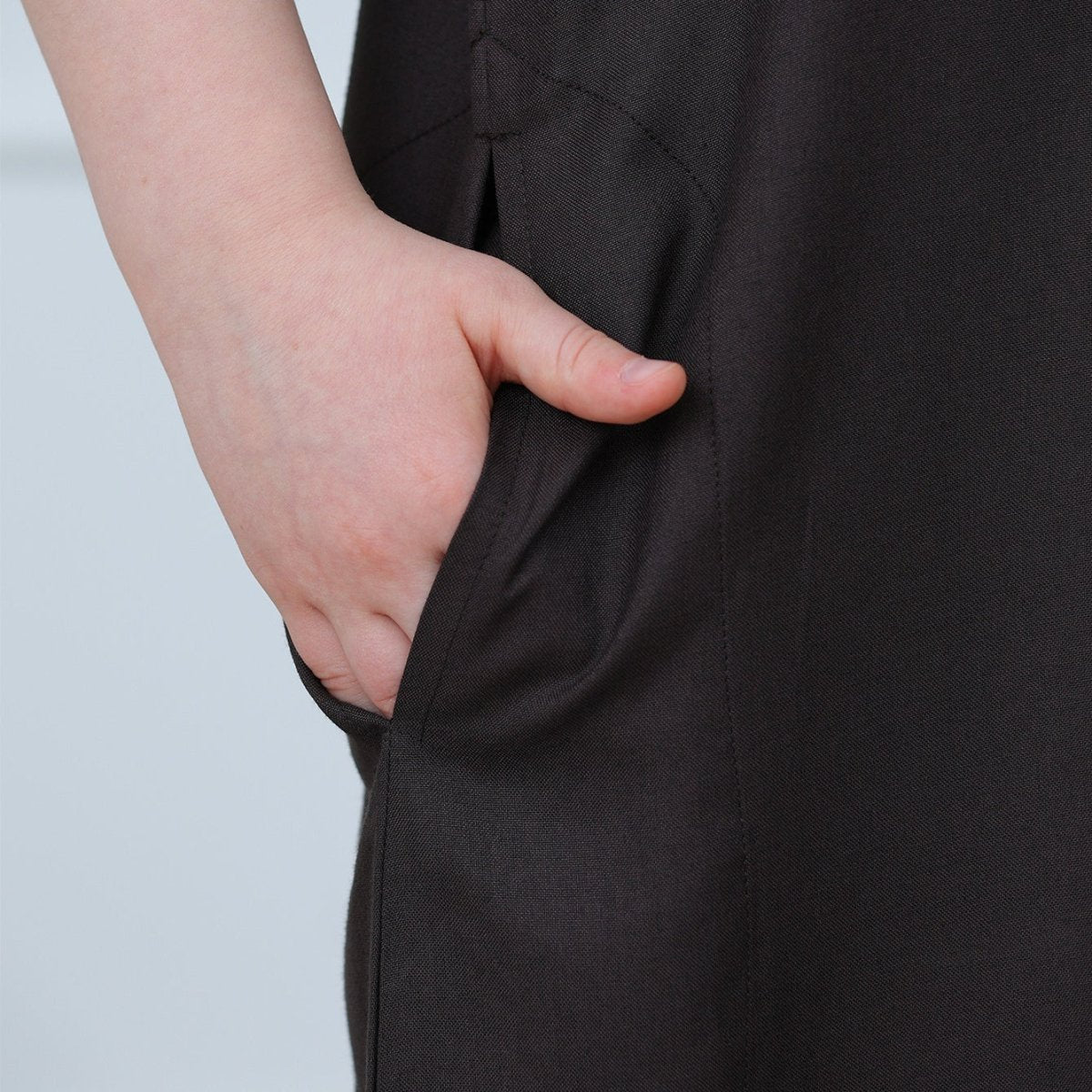 Boys' Embroidered Thobe with Pockets(MKB023)