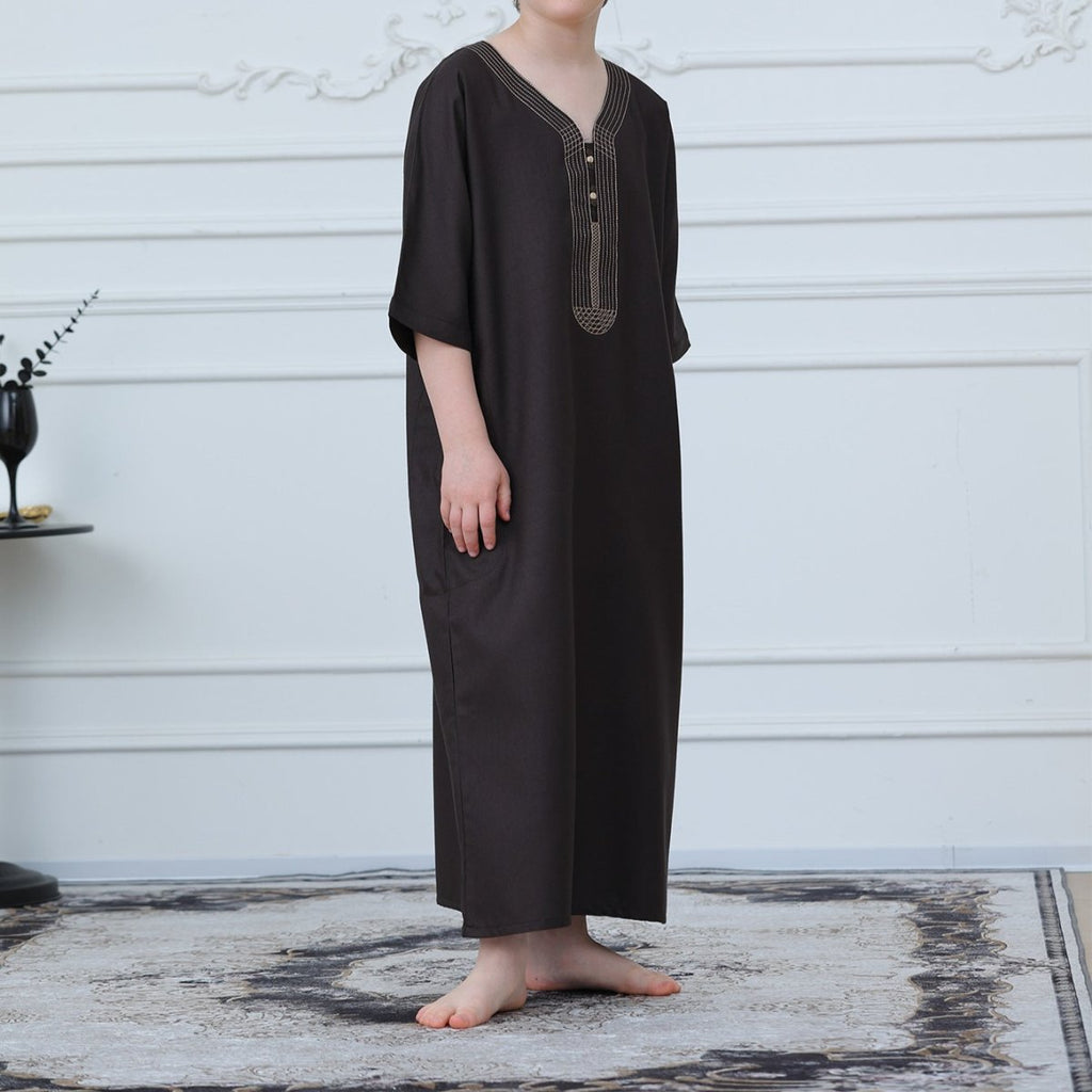 Boys' Embroidered Thobe with Pockets(MKB023)