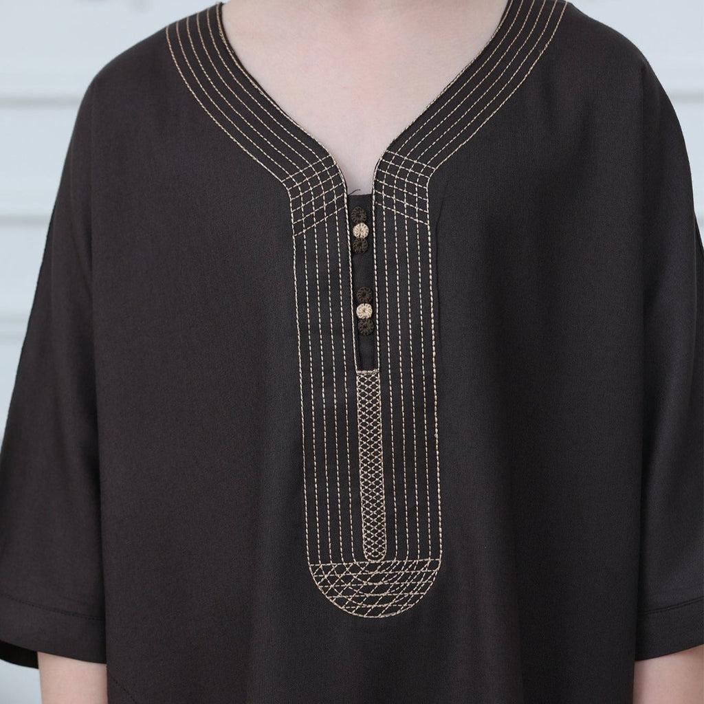 Boys' Embroidered Thobe with Pockets(MKB023)