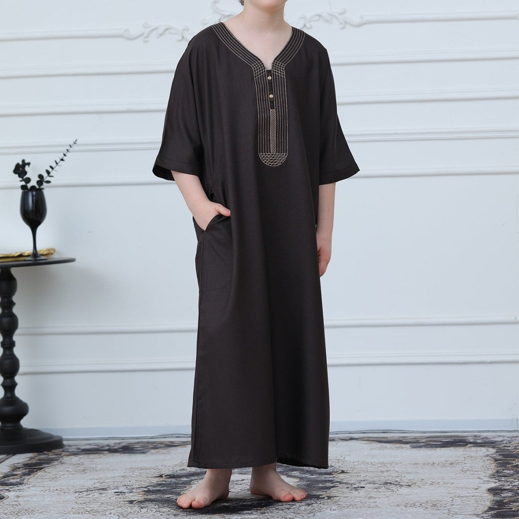Boys' Embroidered Thobe with Pockets(MKB023)
