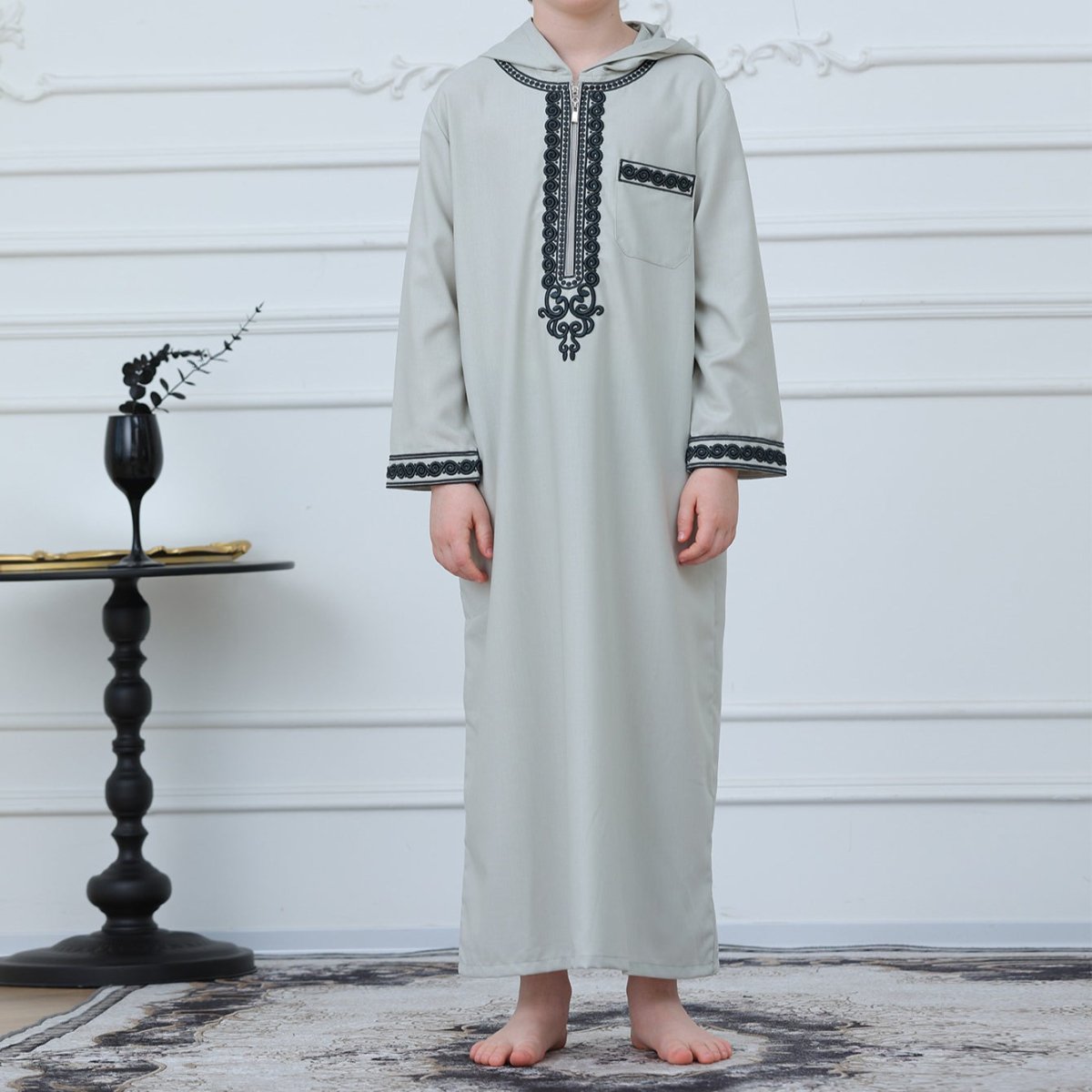 Boys' Hooded Embroidered Thobe with Pockets(MKB030)