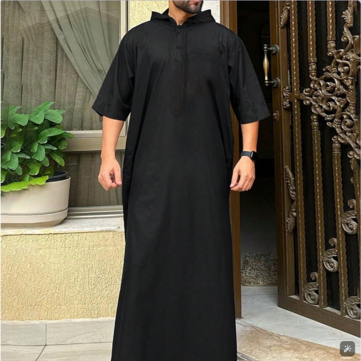 Breathable 3D Digital Print Striped Thobe Men's Loose Fit Short Sleeve Muslim Robe with V-Neck (MT033)