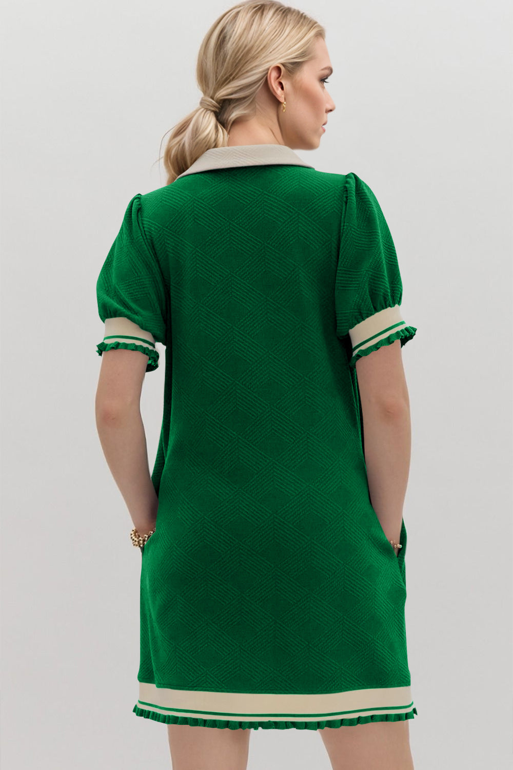 Trendy Contrast Short Sleeve Mini Dress Soft & Comfortable Casual Dress for Women