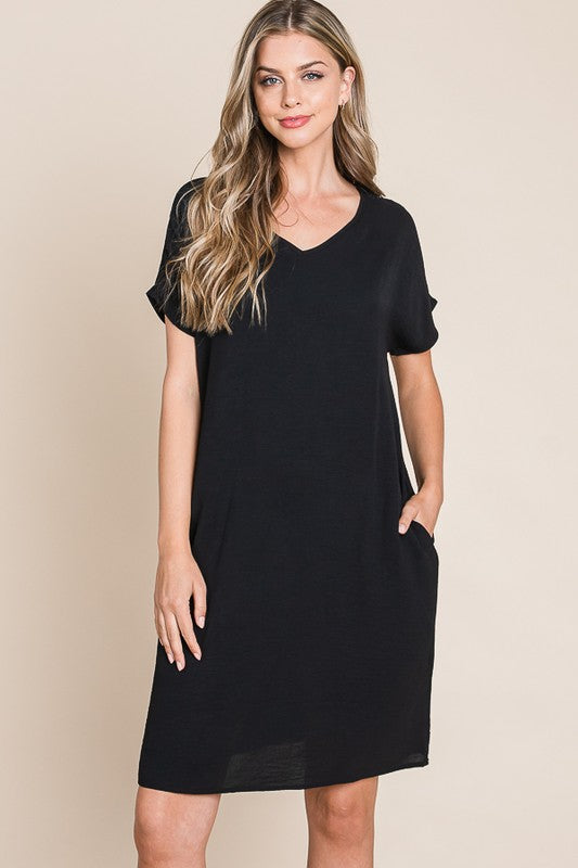 V-Neck Short Sleeve Dress with Pockets For Women – Casual, Versatile and Stylish Dress with Convenient Pockets for Everyday Wear