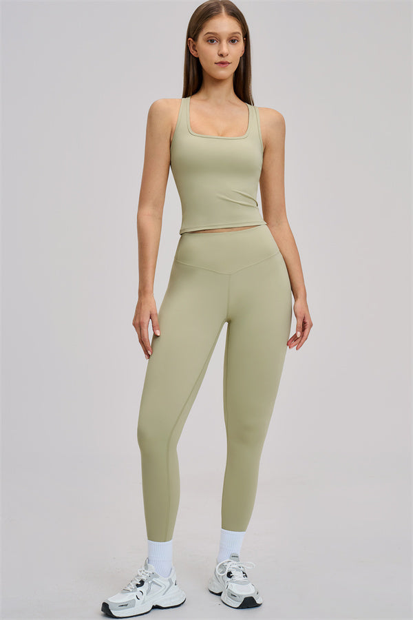 The Dynamic New Crop Top Leggings 2-Piece Set