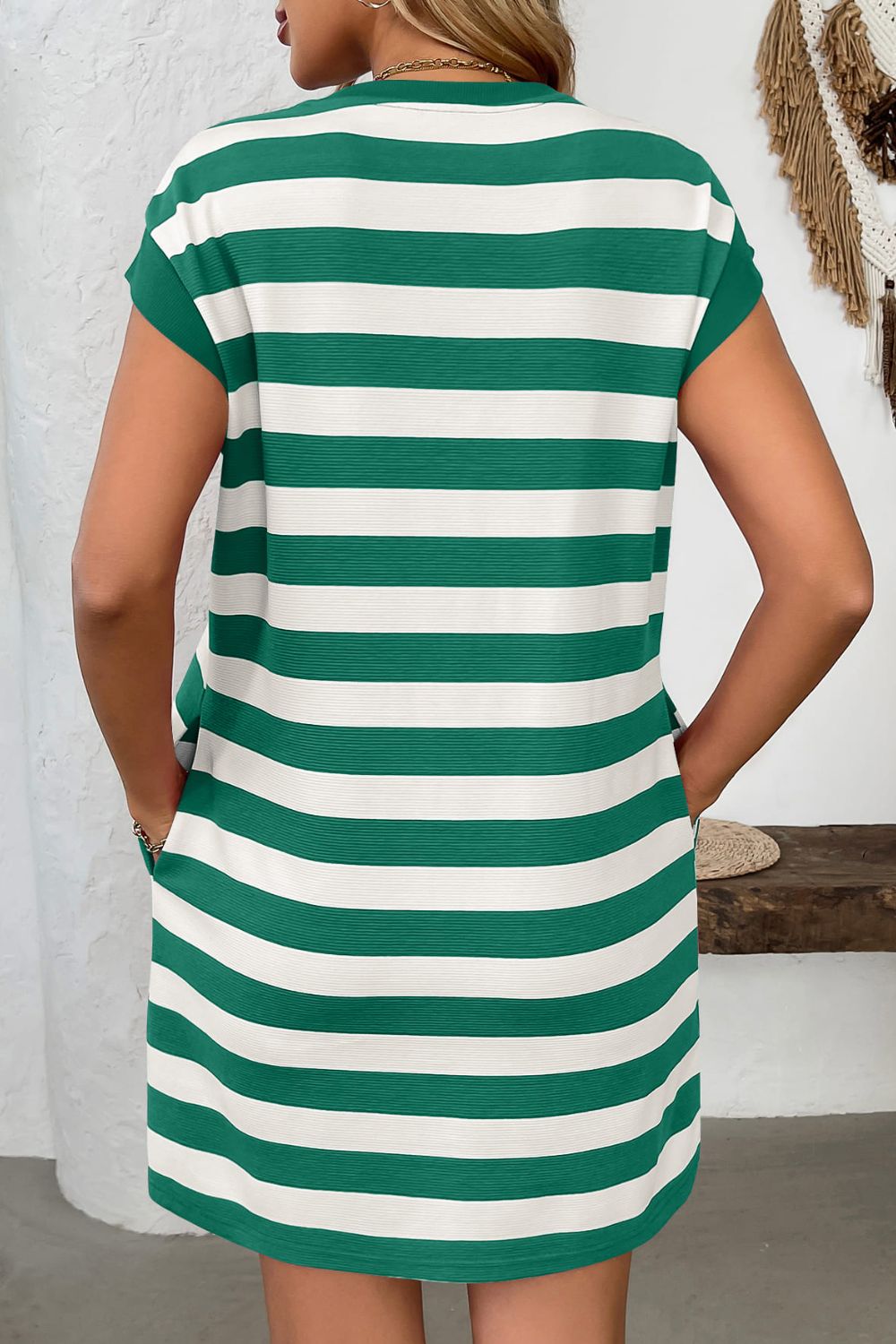 Simple Contrast Striped Round Neck Short Sleeve Mini Dress Casual & Comfortable Everyday Dress for Women