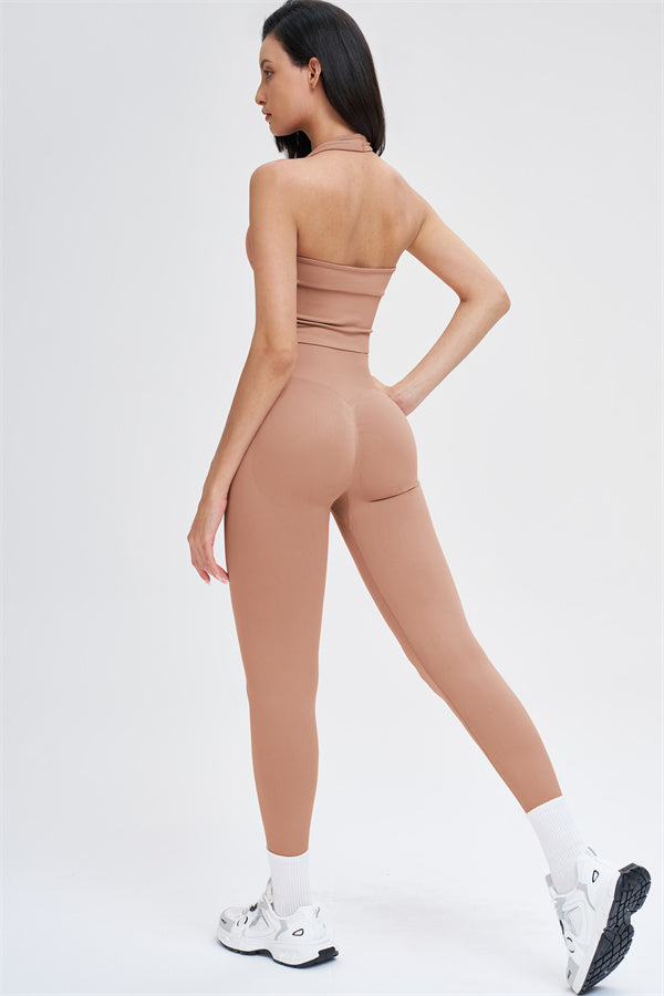 The Whim Sports Bra Leggings 2-Piece Set