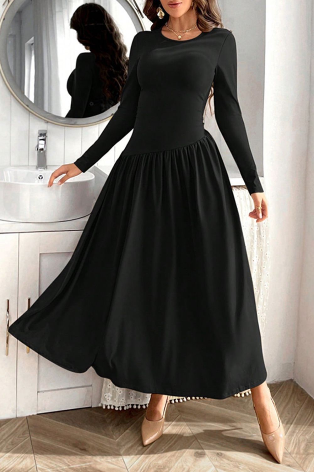 Ruched Round Neck Long Sleeve Dress Chic & Figure-Flattering Dress For Women Luxury Black Dress