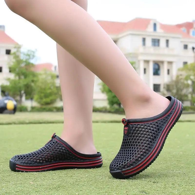 Classic Women Shoes Beach Closed Toe Slippers Unisex Hollow Out Casual Couple Flip Flops Garden Clogs  Non-slide Men And Women Slippers