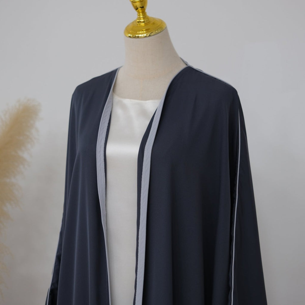 Contrast Piped Batwing Open Abaya(MOA325)