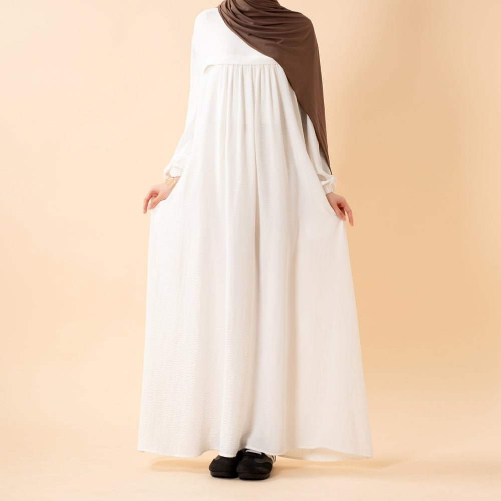 Crepe Abaya with Secure Pockets for Umrah (MA386)