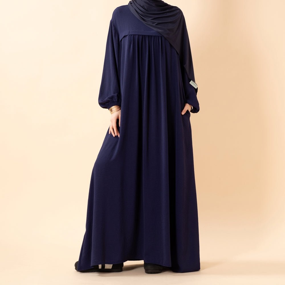 Crepe Abaya with Secure Pockets for Umrah (MA386)