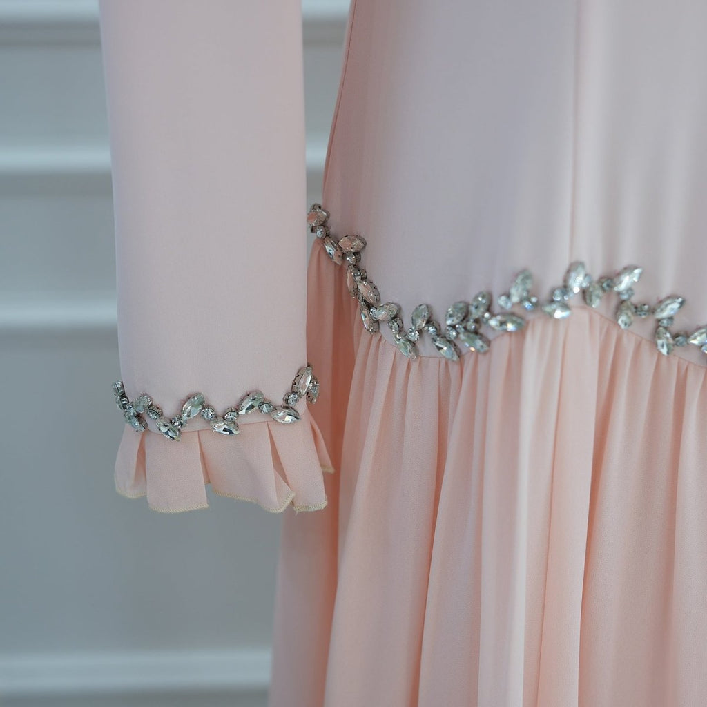 Crystal-Trim Ruffle Cuffs Maxi Dress(MS458)